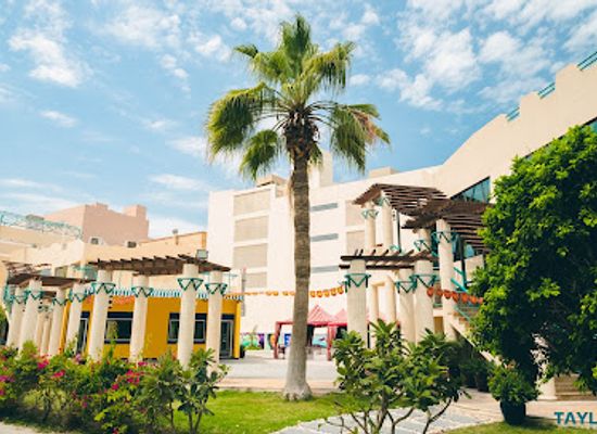 bahrain/manama/adliya/landmark/andalus-garden