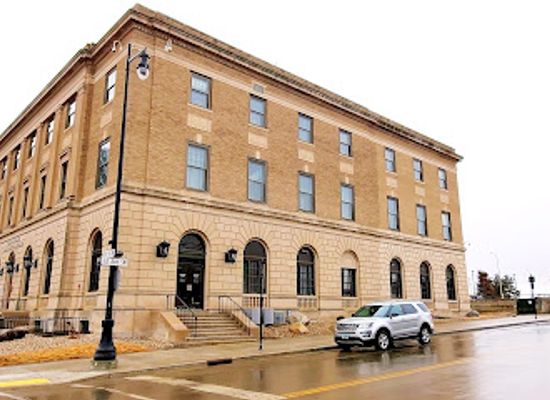 north-dakota/minot/landmark/honorable-bruce-m-van-sickle