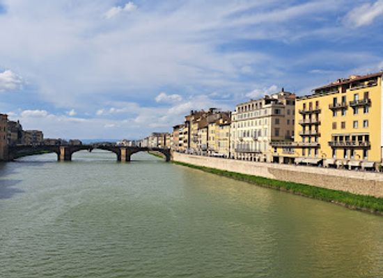 italy/florence/landmark/fontana-del-porcellino