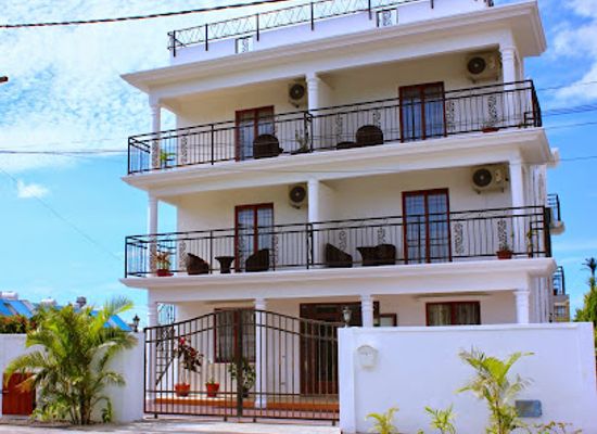 mauritius/grand-baie/landmark/la-serenade-bed-and-breakfast