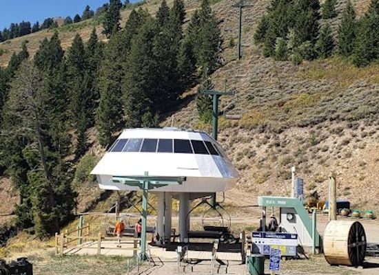 idaho/ketchum/landmark/roundhouse-express-gondola