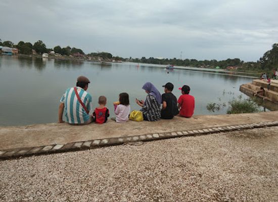 indonesia/jambi/landmark/lake-sipin