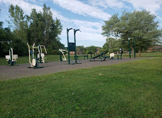 connecticut/new-britain/landmark/willow-brook-park