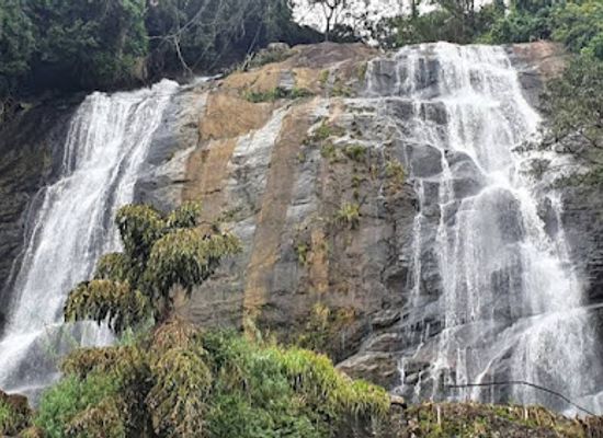 sri-lanka/kandy-district/landmark/hunnasgiriya-water-fall