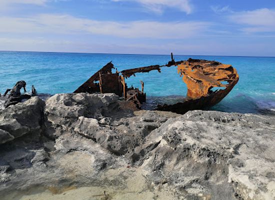 the-bahamas/bimini/landmark/shipwreck