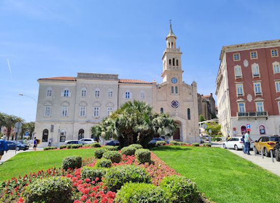 croatia/split/landmark/church-and-convent-of-st-francis