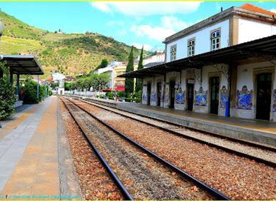 portugal/douro/landmark/train-station-pinhao