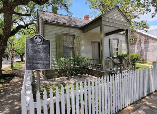 texas/sugar-land/landmark/long-smith-cottage