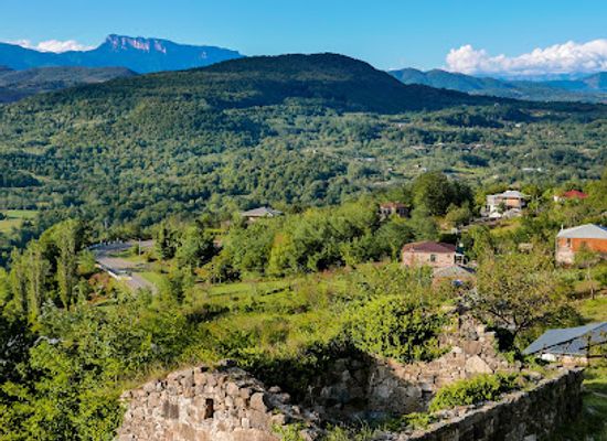 georgia/khevi/landmark/gelati-monastery