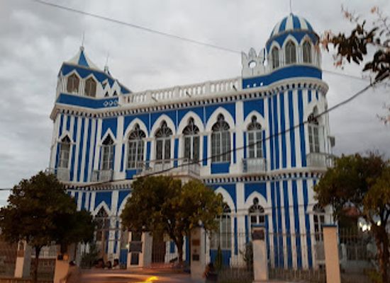 bolivia/tarija-valley/landmark/castillo-azul-moises-navajas