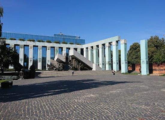 poland/warsaw/nowe-miasto/landmark/warsaw-uprising-monument