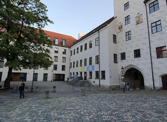germany/munich/altstadt-lehel/landmark/alter-hof