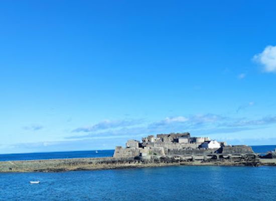 guernsey/sark/landmark/st-peter-port-harbour