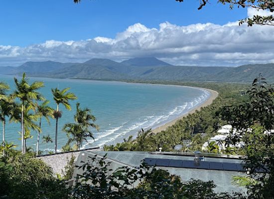 australia/port-douglas/landmark/flagstaff-hill-port-douglas