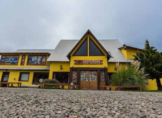 argentina/el-chalten/landmark/rancho-grande-hostel-y-restaurante-24-hs