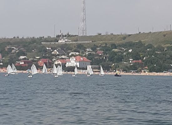 ukraine/mariupol/landmark/pishchanka-beach