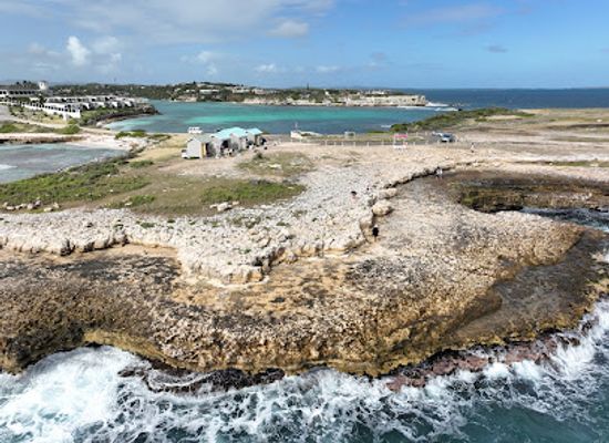 antigua-and-barbuda/barbuda/landmark/devil-s-bridge-national-park