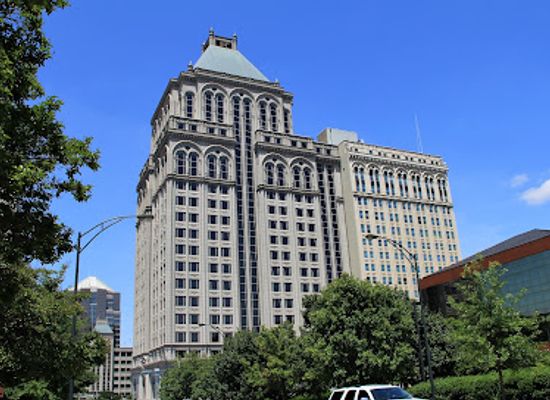 north-carolina/greensboro/downtown-greensboro/landmark/jefferson-standard-building