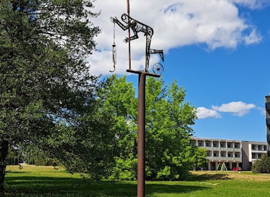 estonia/parnu-beach/landmark/skulptuuride-allee