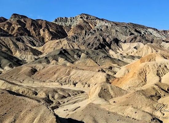 california/death-valley-national-park/landmark/twenty-mule-team-canyon