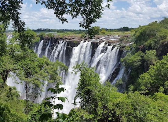 zambia/bangweulu-wetlands/landmark/mosi-oa-tunya-national-park