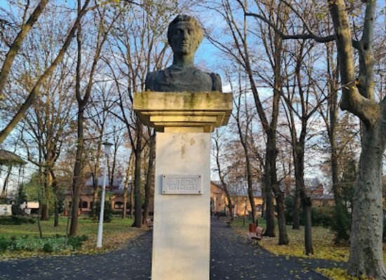 romania/braila/landmark/the-public-garden