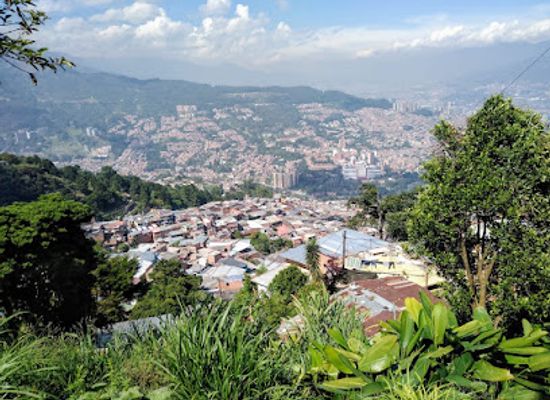 colombia/los-llanos/landmark/jardin-circunvalar-cinturon-verde