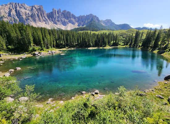 italy/val-venosta/landmark/lago-di-carezza