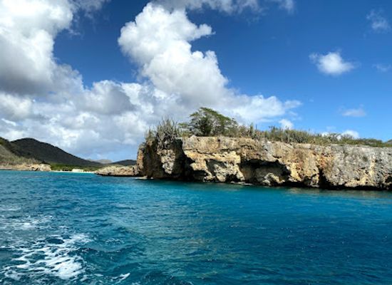 curacao/westpunt/landmark/blue-room-cave