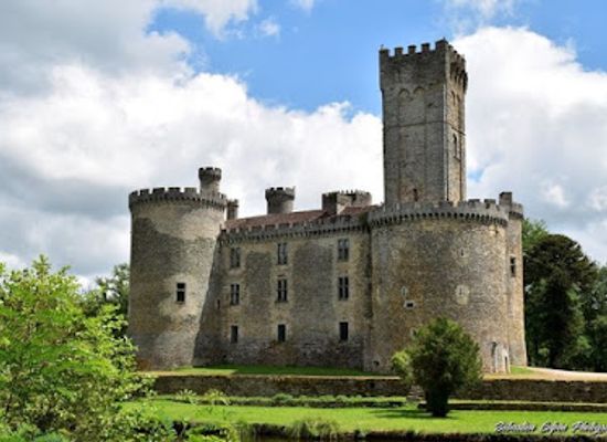 france/limousin/landmark/chateau-fort-de-montbrun
