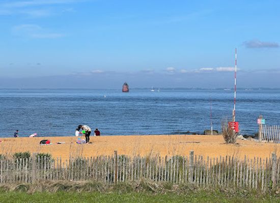 maryland/sandy-point-state-park/landmark/sandy-point-shoal-light
