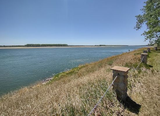 north-dakota/lake-sakakawea/landmark/fort-mandan-state-historic-site