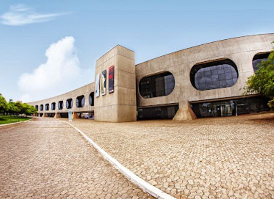 brazil/brasilia/landmark/centro-cultural-banco-do-brasil-brasilia