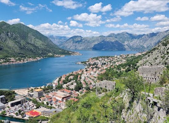 montenegro/niksic-field/landmark/kotor-fortress