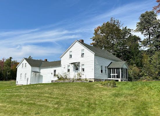 vermont/upper-valley/landmark/homer-noble-farm