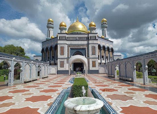 brunei/brunei-muara-district/landmark/jame-asr-hassanil-bolkiah-mosque