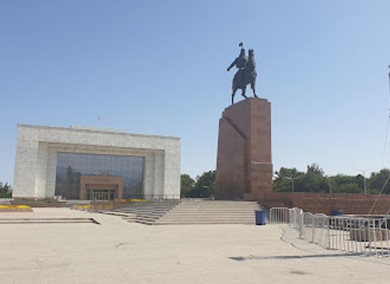 kyrgyzstan/bishkek/landmark/ala-too-square