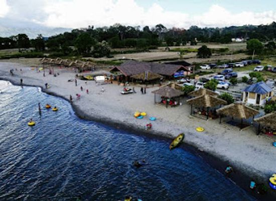 indonesia/lake-toba/landmark/sigurgur-beach-restaurant