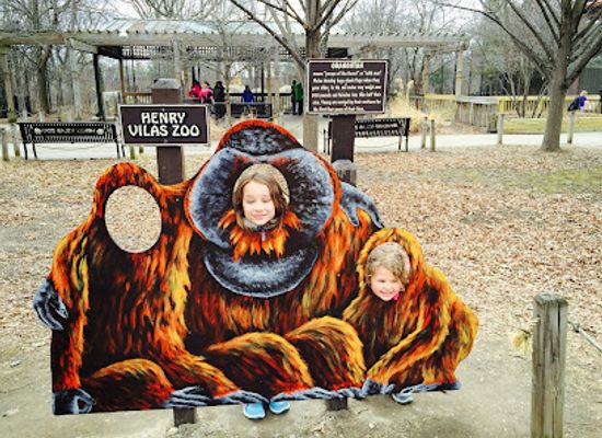 wisconsin/madison/landmark/henry-vilas-zoo