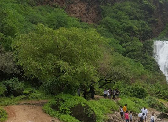 oman/salalah-coastal-plain/landmark/ayn-korr