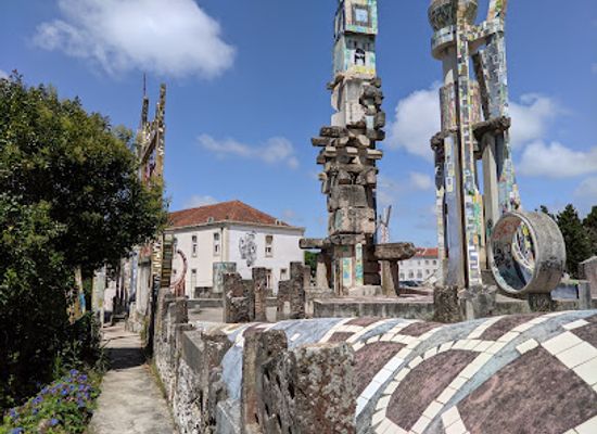 portugal/caldas-da-rainha/landmark/jardim-da-agua-composicao-artistica-de-ferreira-da-silva