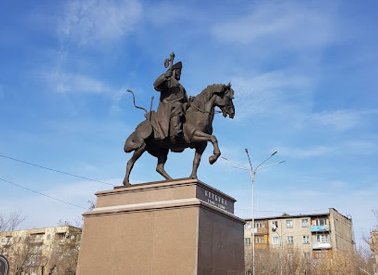 kazakhstan/zhezkazgan/landmark/ketbuqa-monument