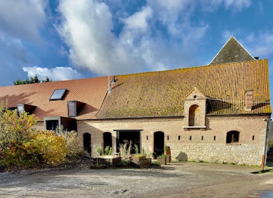 belgium/entre-sambre-et-meuse/landmark/bossime-ferme-gastronomique