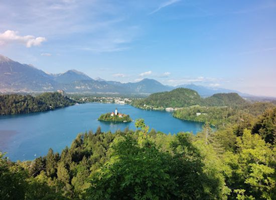 slovenia/inner-carniola/landmark/ojstrica