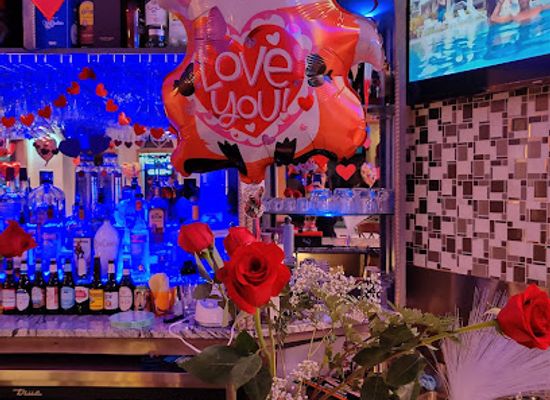 maryland/laurel/landmark/cecil-s-bar
