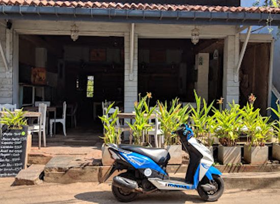 sri-lanka/unawatuna/landmark/shifting-sands-cafe