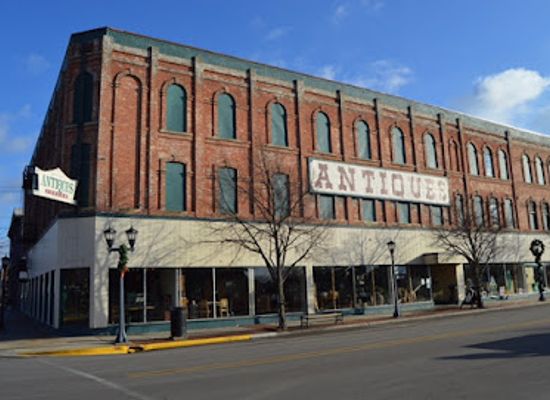 michigan/bay-city/landmark/bay-city-antiques-center