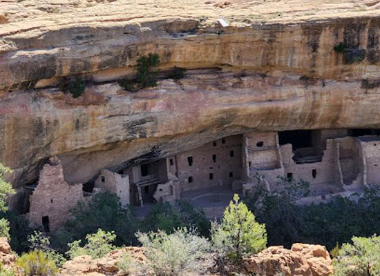 colorado/mesa-verde-national-park/landmark/spruce-tree-house