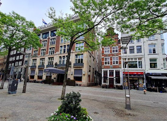 netherlands/amsterdam/de-wallen/landmark/national-monument