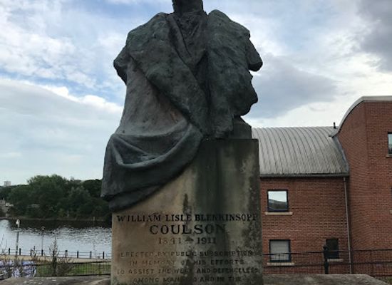 united-kingdom/newcastle-upon-tyne/quayside/landmark/william-coulson-monument